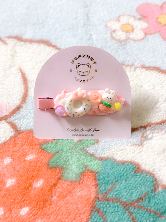 Hello Kitty Donut Hair Clip